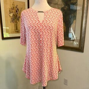 CHAUS Coral/White Keyhole Swing Top - Size Large